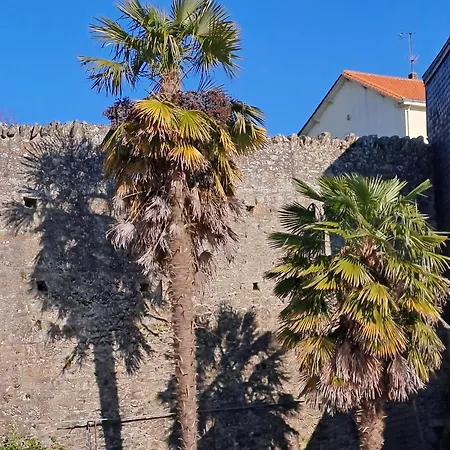 L'hematite بيت للعطل